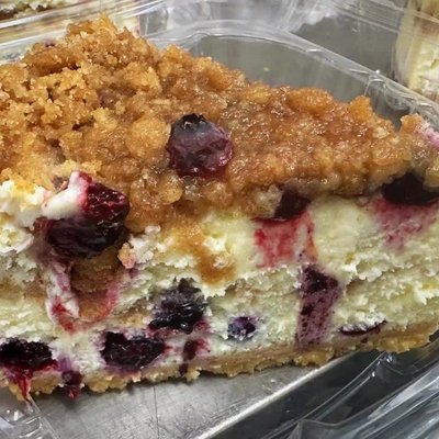 Blueberry Cobbler Cheesecake