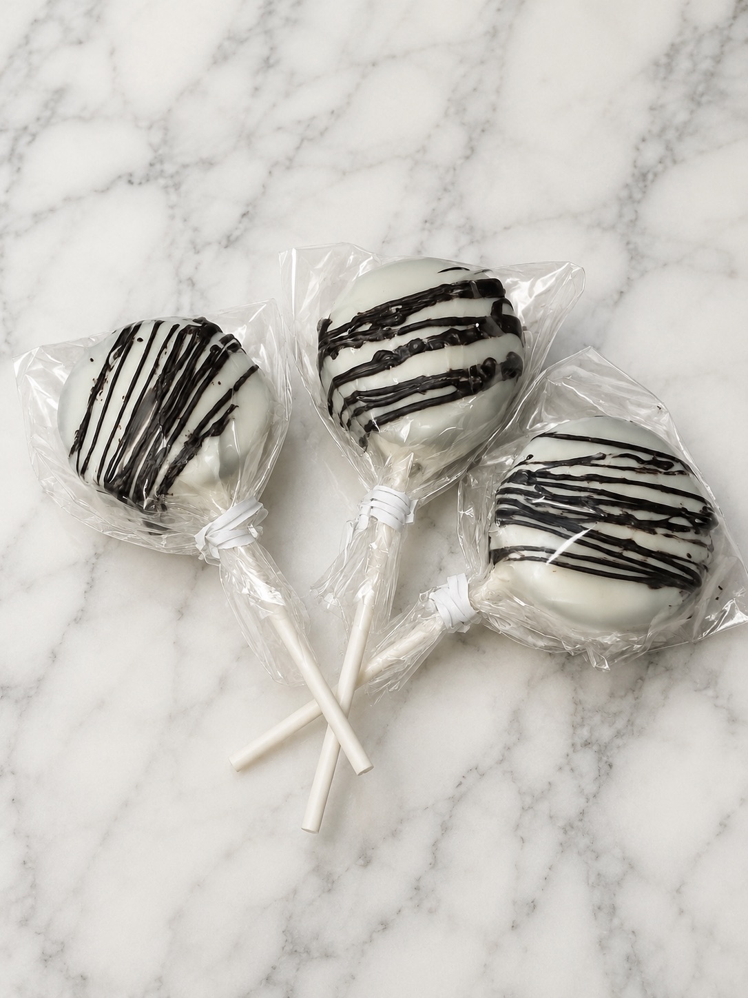 Cookies & Cream Cakepops
