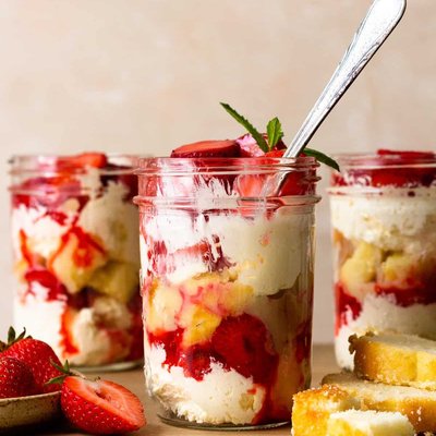 Strawberry Shortcake Cake In A Cup