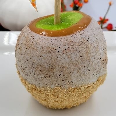 Seasonal Apple Pie Caramel Apple