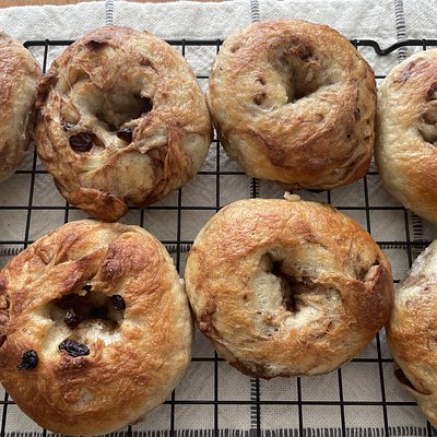Cinnamon Raisin Bagels