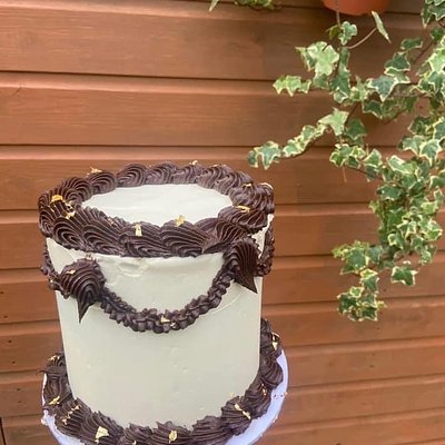 6” 2 layer cake 