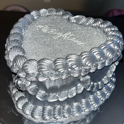 Chrome Cakes 