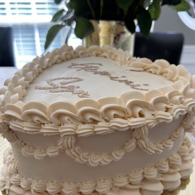 9 Inch Heart Cake 