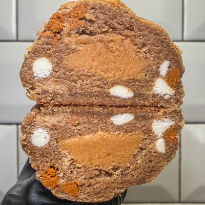 MEGA: Dallas’ Churro De Leche: White Chocolate 🤍