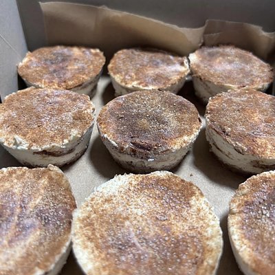Sugar Free Cinnamon Cheesecake Bites- 1 Dozen