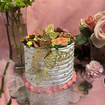 Single-Tier Custom Cake / Pastel Personalizado de un Solo Piso