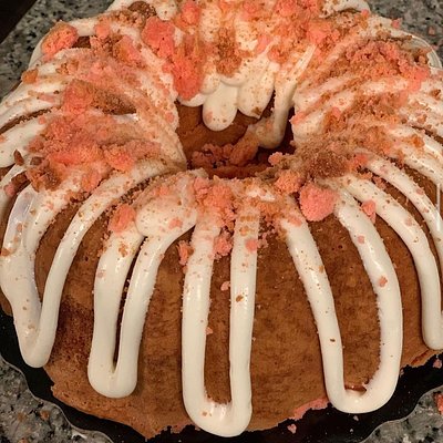 Strawberry And Cream Pound Cake 