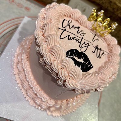 6 Inch Heart Cakes 