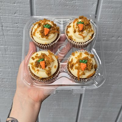 Classic Carrot Cake Cupcake