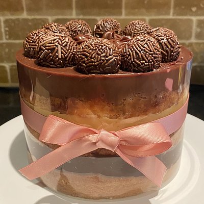 Naked Cake