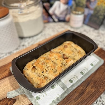 Garlic & Herb Focaccia (Bread Pan)