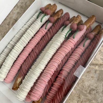 Dipped Pretzel Rods (Dz)