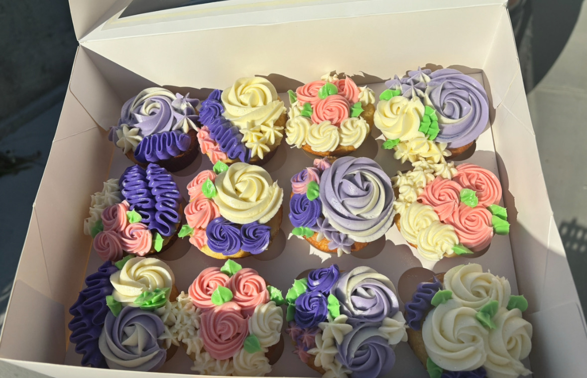 Dozen cupcakes