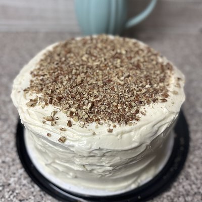 Hummingbird Cake (8 inch)