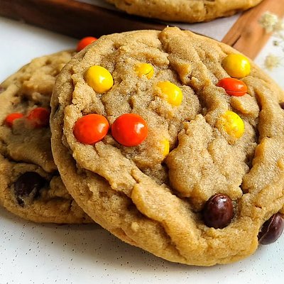 Peanut Butter Chip Feat. Reese’s Pieces 