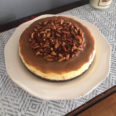 Carmel Apple Cheesecake