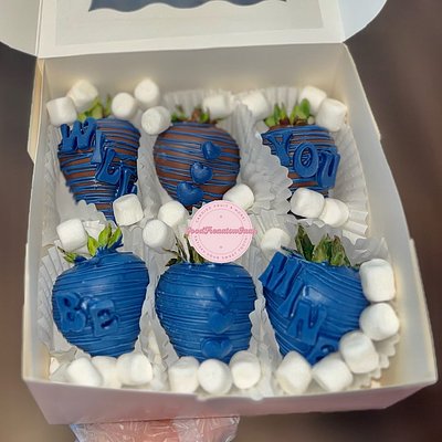 🍫Milk Chocolate Covered Strawberries 🍓 
