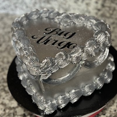 8” Metallic Heart Cake 