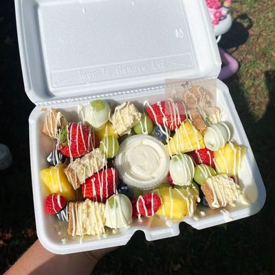 Cheesecake Fruit Tray