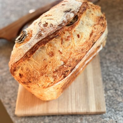 Jalapeño Cheddar Sourdough