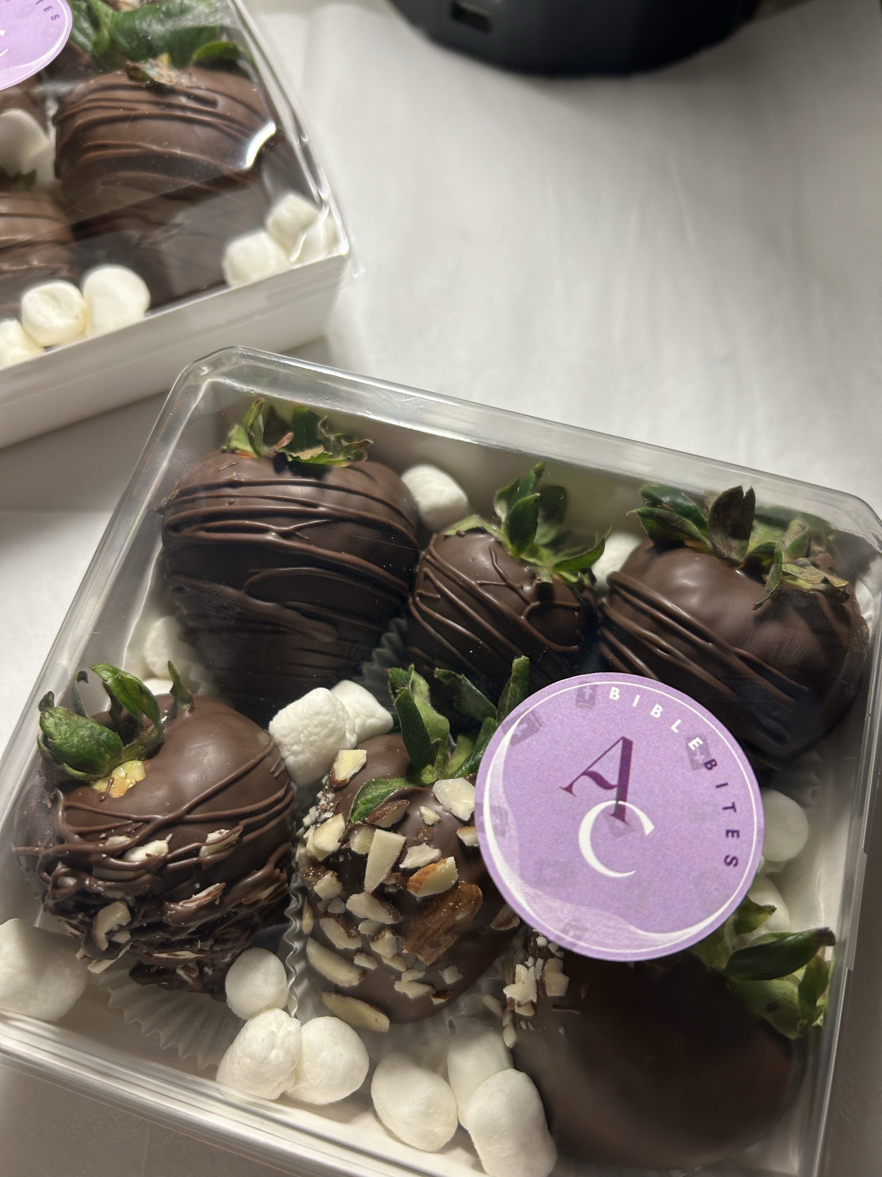 Gourmet Chocolate Covered Strawberries 