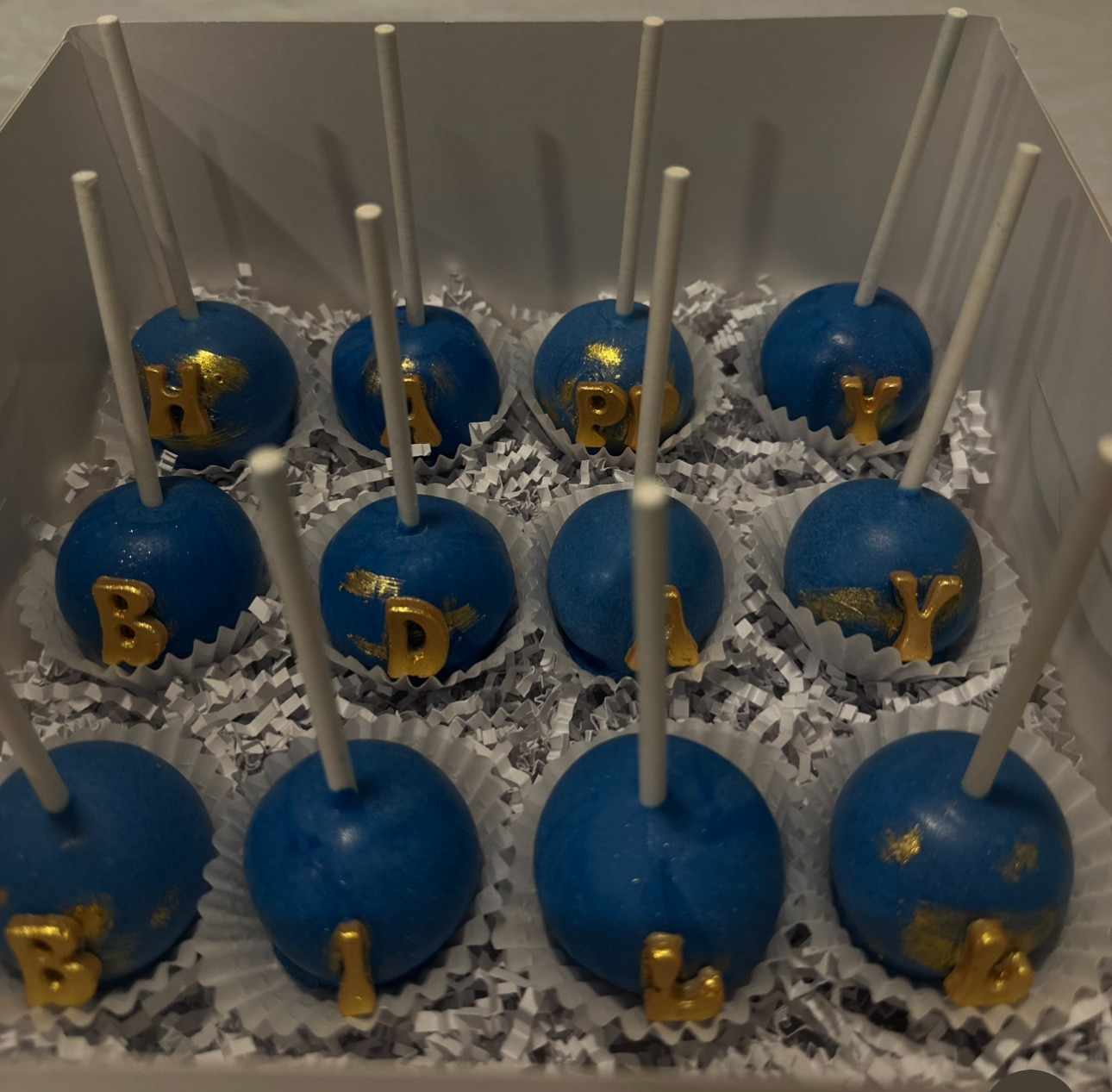 Dozen Of Cake Pops (12)
