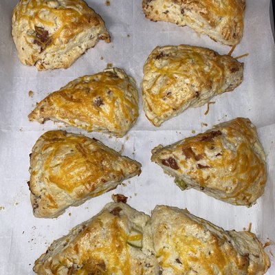 Apple Bacon & Cheddar Scone