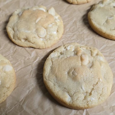 White Chocolate Macadamia Nut (6)