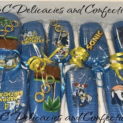 9                    Cakecicles
