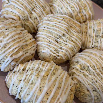 Lemon Poppyseed Scones