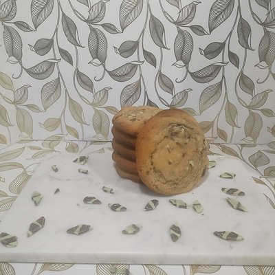 8 Bakery Style Mint Chocolate Chip Cookie 