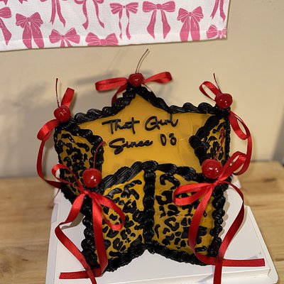 STAR CAKE 