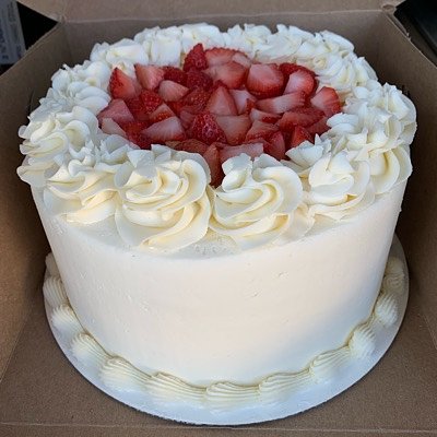 Fresh Strawberry Cake