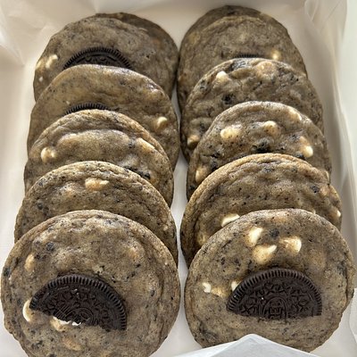 Cookies N’ Cream Cookies