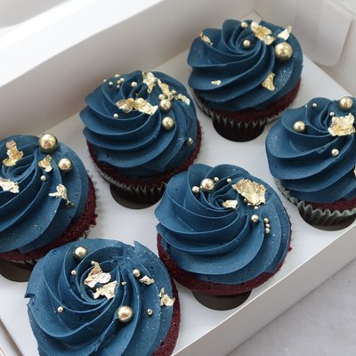 6 Pack Chocolate Cupcake Case 