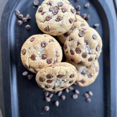 Browned Butter Chocolate Chip Cookies- Half Dozen