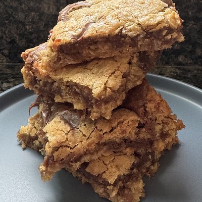 Fudgy Oatmeal Bars