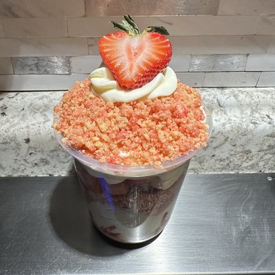 Strawberry Crunch Cheesecake Cup