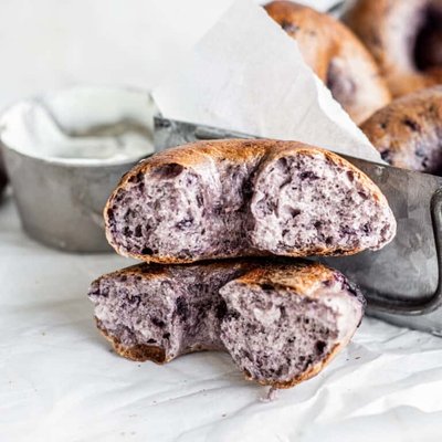 Sourdough Blueberry Bagels