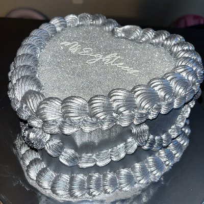 Chrome Cakes 