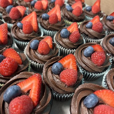 24 Cupcakes