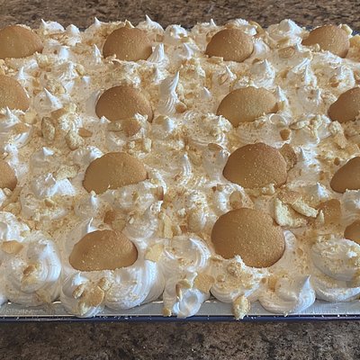 Large Banana pudding 