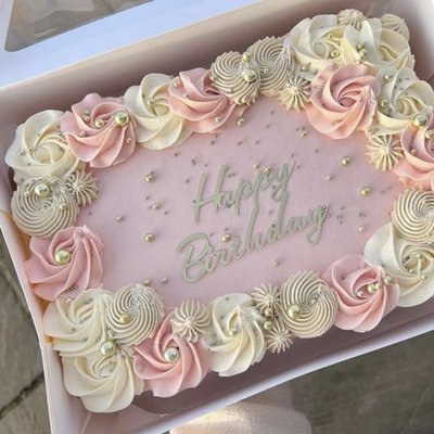 1/4 SHEET CAKE