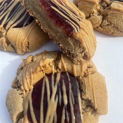 6 Assorted Cookies- WE SHIP!