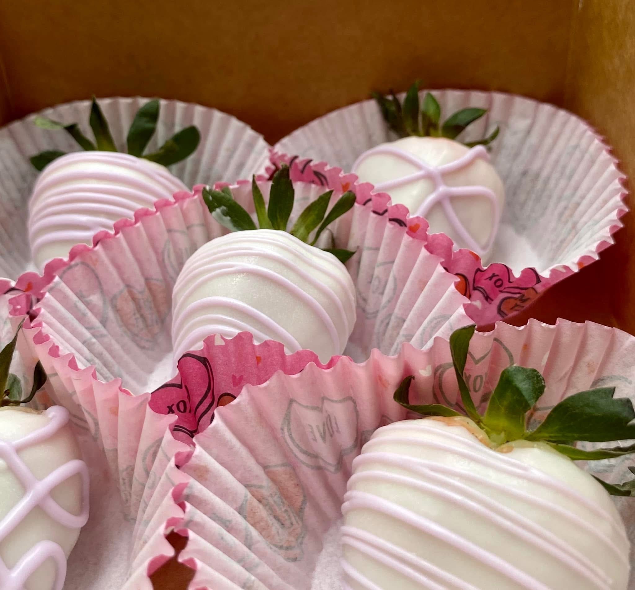 Dozen Plain Chocolate Covered Strawberries 
