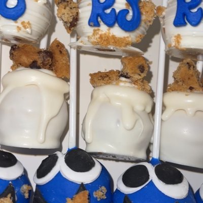 Cakepops/Cakesicles