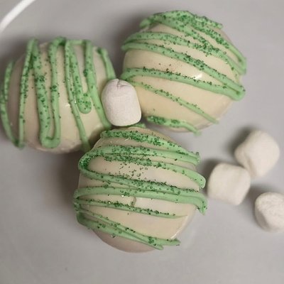 White Chocolate Hot Coco Bombs 