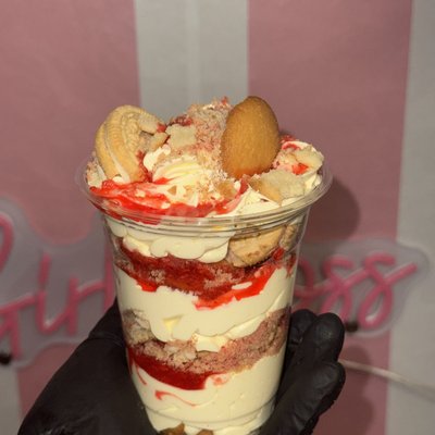 Loaded Strawberry Banana Pudding 