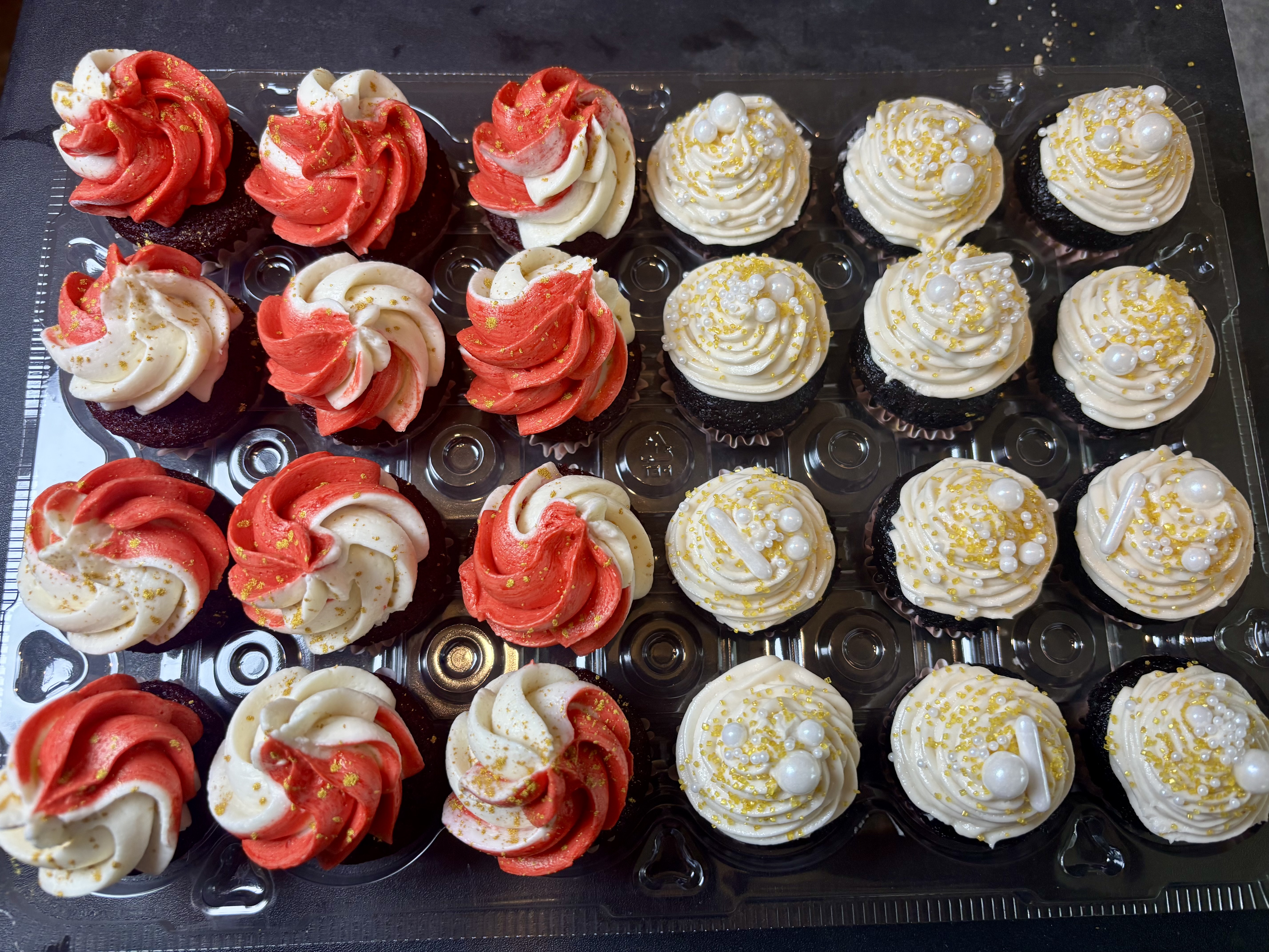 Mini Cupcakes - 2 Dozen Pack